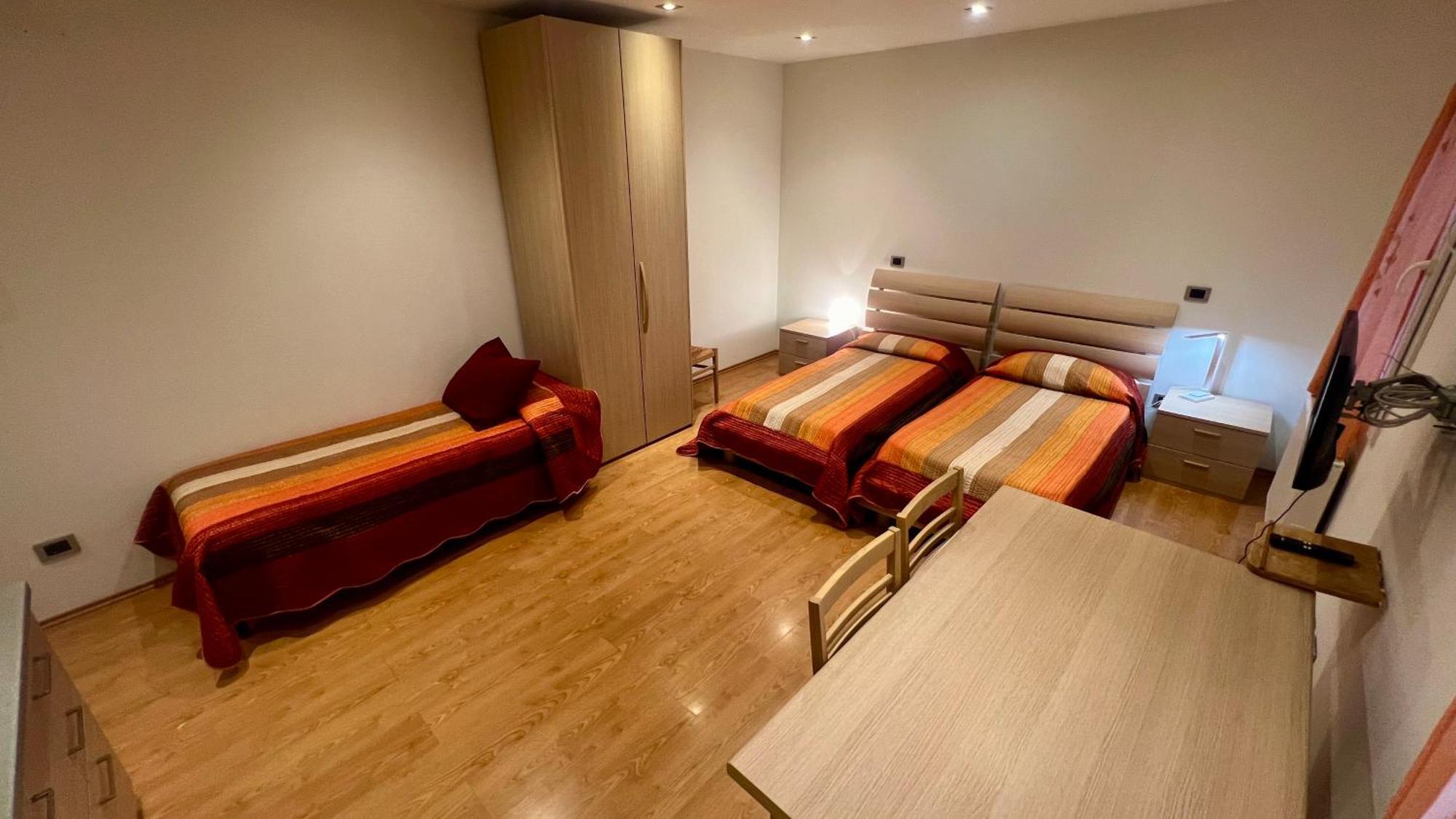 Stefania Apartment *