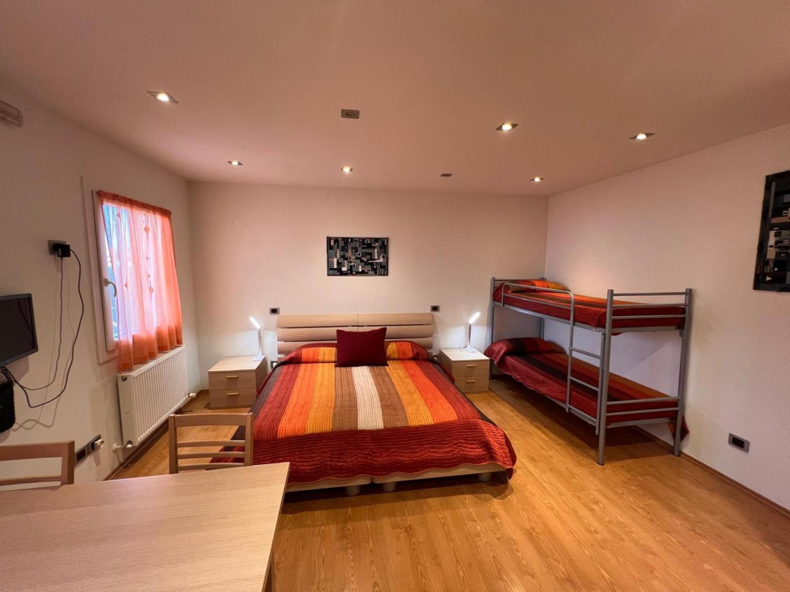 Stefania Apartment *
